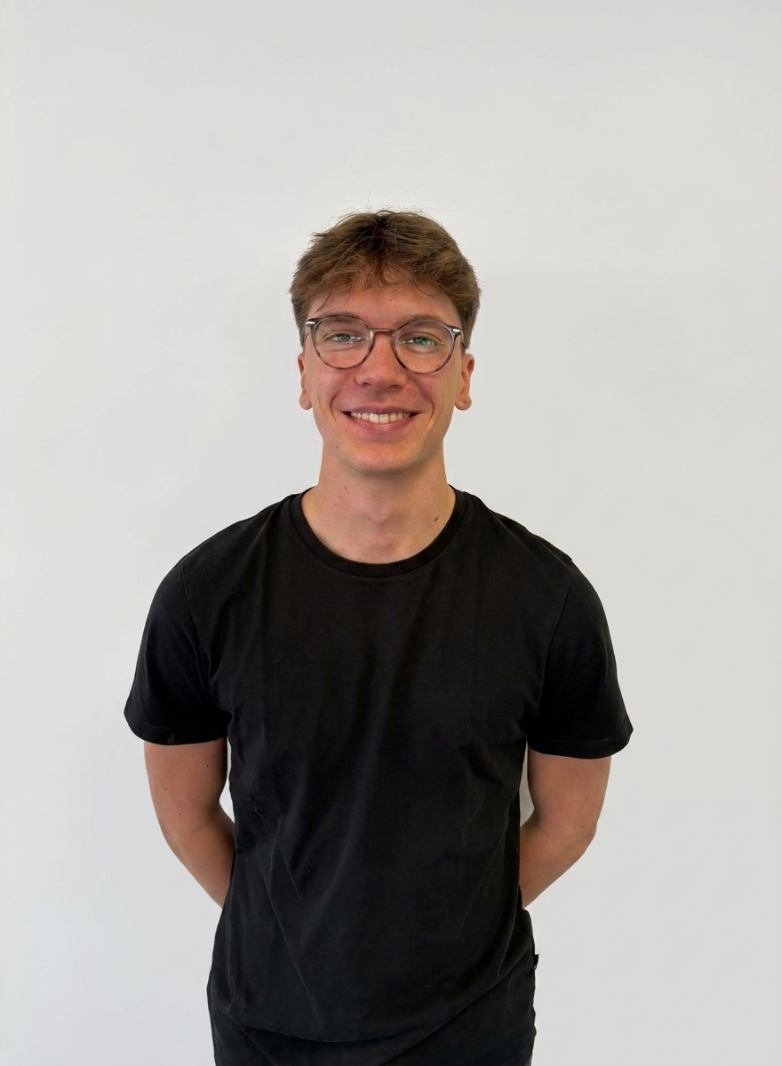 Portret van Mattis Vankeirsbulck, sportkinesitherapeut bij Kinnect